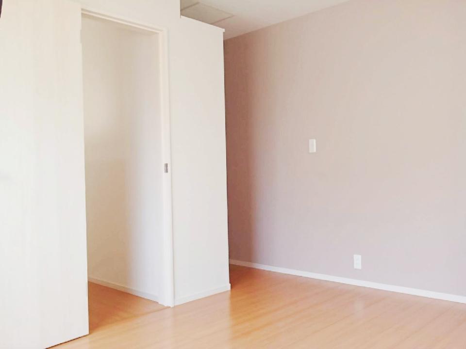 アクセントクロスで気分上な洋室♪