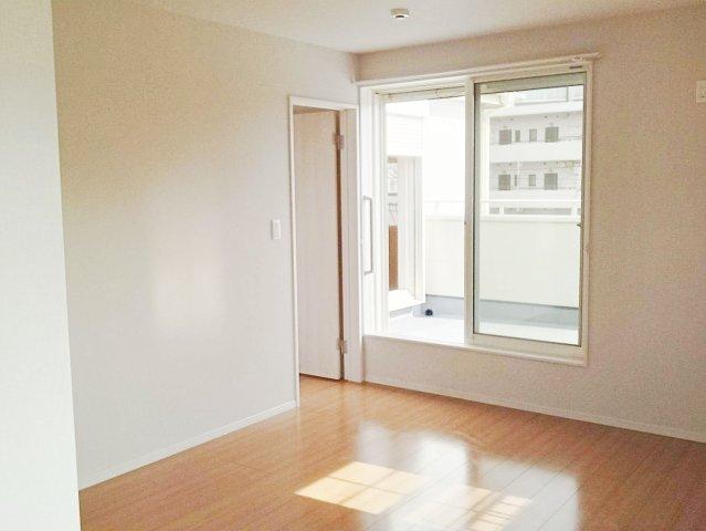 明るい2階洋室♪