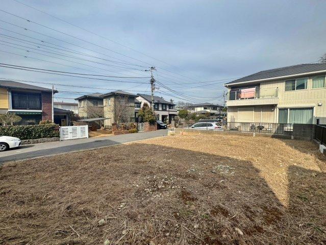 現地南側　建築条件無しですので、理想のプランで建築可能