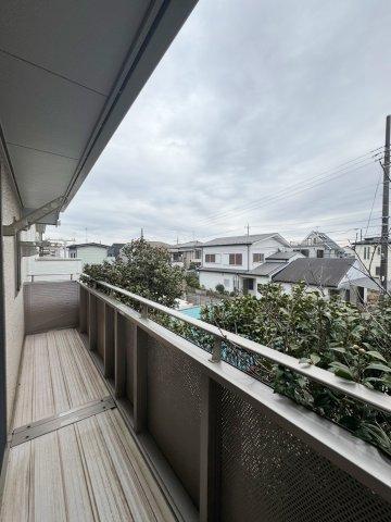 2階リビングにつながるバルコニー　