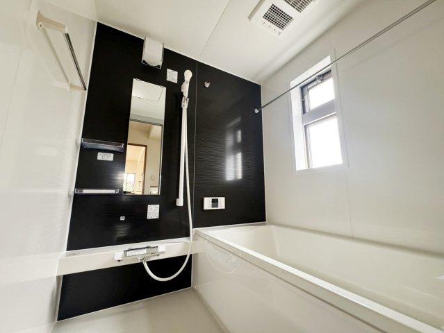 清潔感のあるバスルームで一日の疲れを癒してくれます