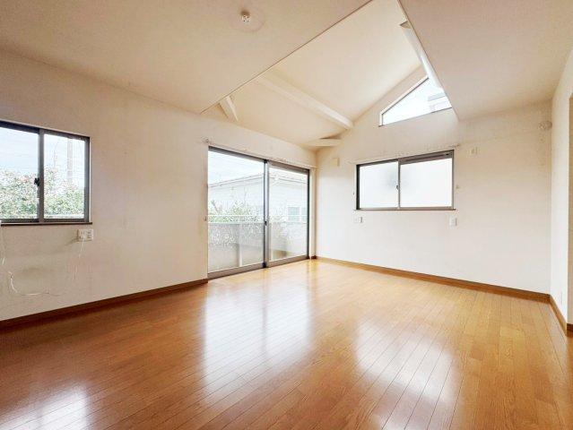 採光のしっかり取れたリビング