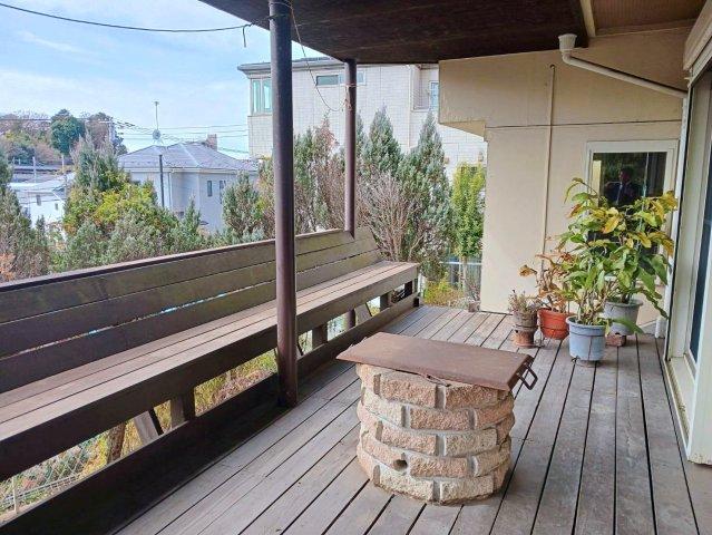 バーベキュースペースもあるテラス