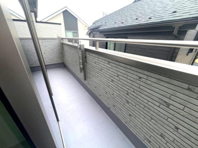 広々としたバルコニーから周辺を見渡せます♪