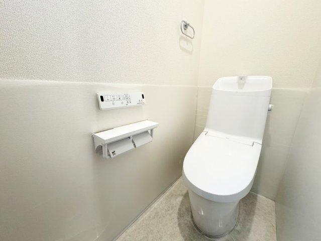 室内にはタオル掛けもついています。