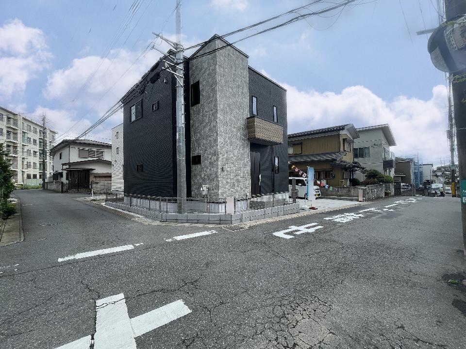 八ケ崎４丁目　新築戸建の画像