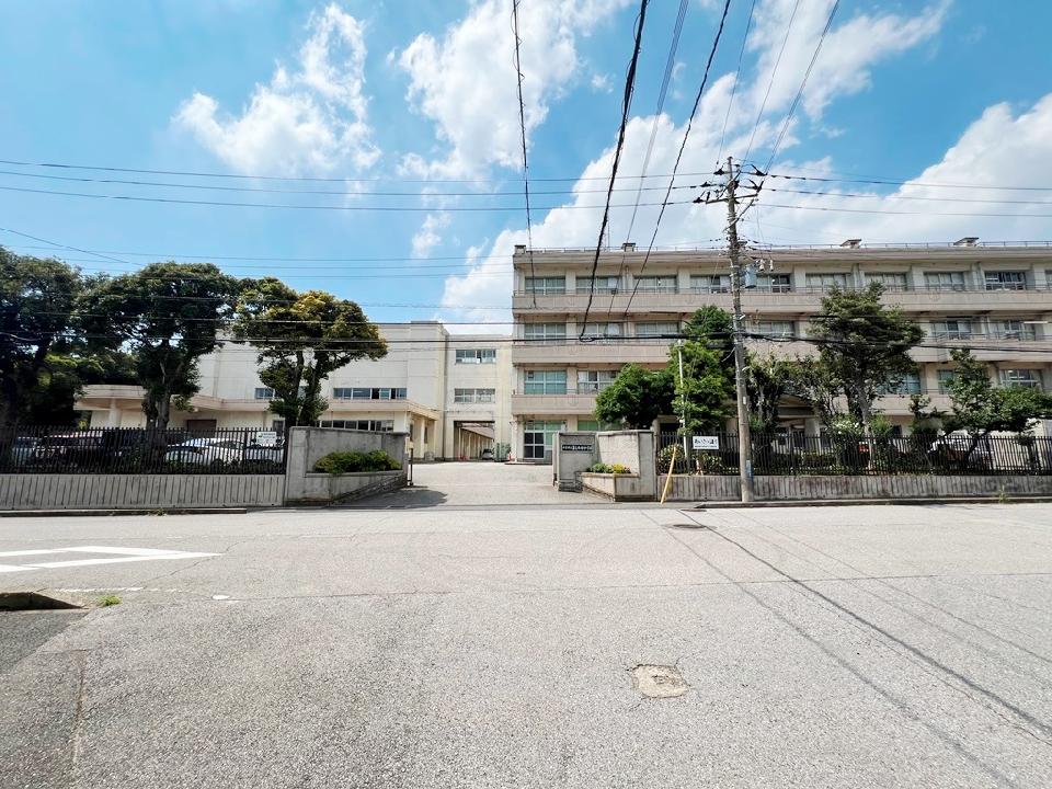 千葉市立幕張本郷中学校