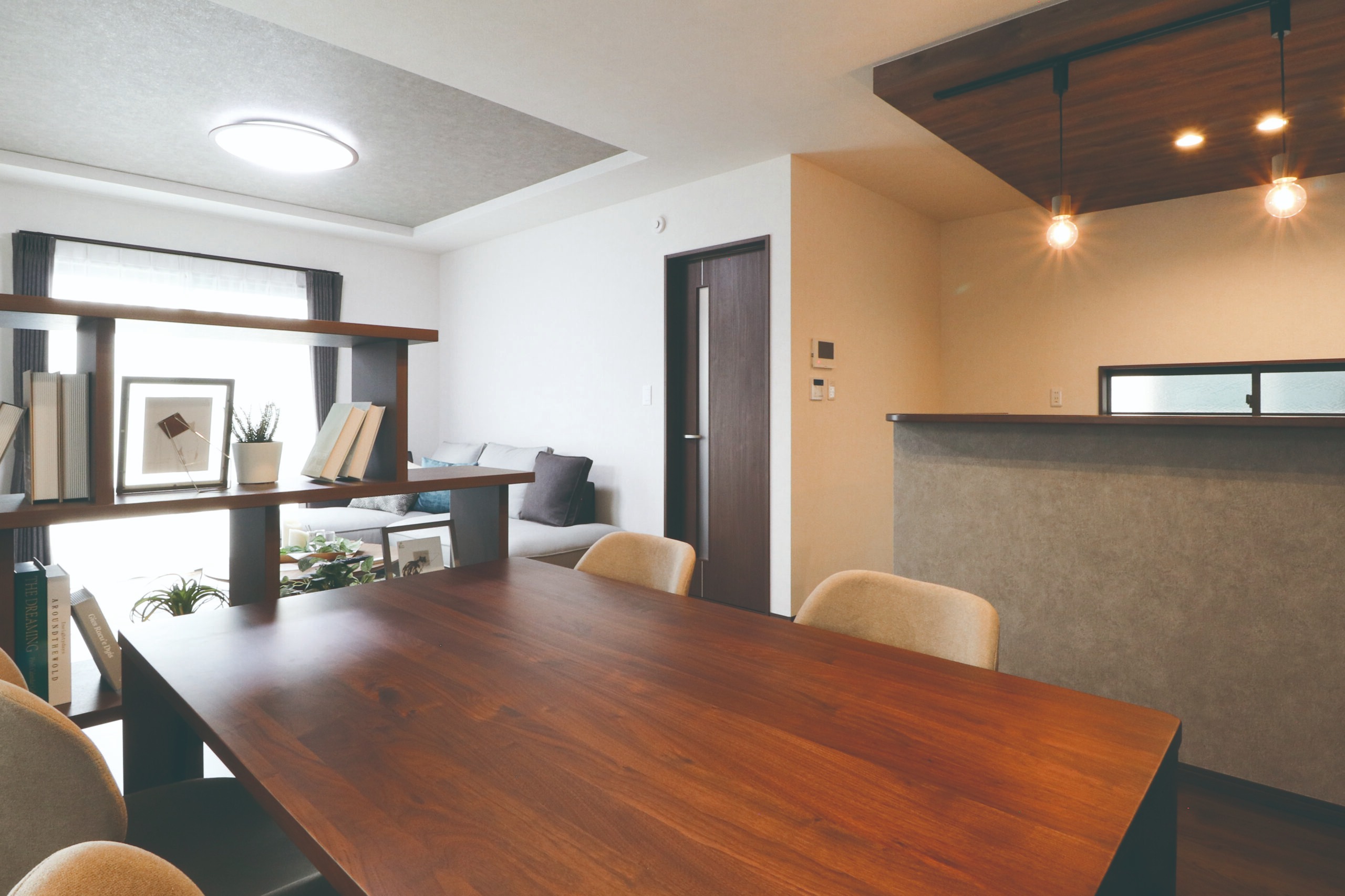 美しく整え、豊かに暮らす。センスが息づく、凛とした住まい。